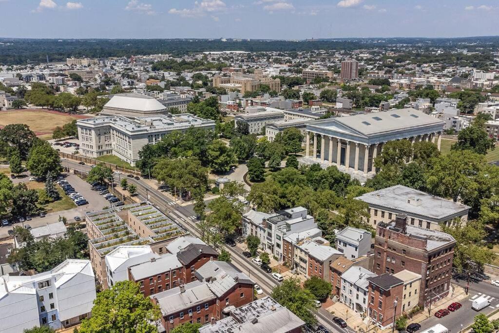 Appartement Trendy Fairmount Gem-5 Star Location, Roof Deck, Parking, Gr8 For Families à Philadelphie Extérieur photo